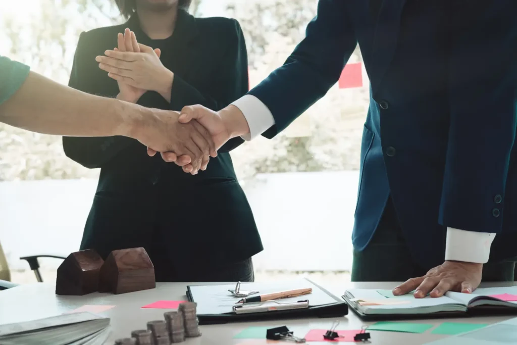 Portfolio Onboarding & Analysis Verification & Contact Validation Communication Strategy Deployment Negotiation & Resolution Escalation & Legal Coordination (If Required)